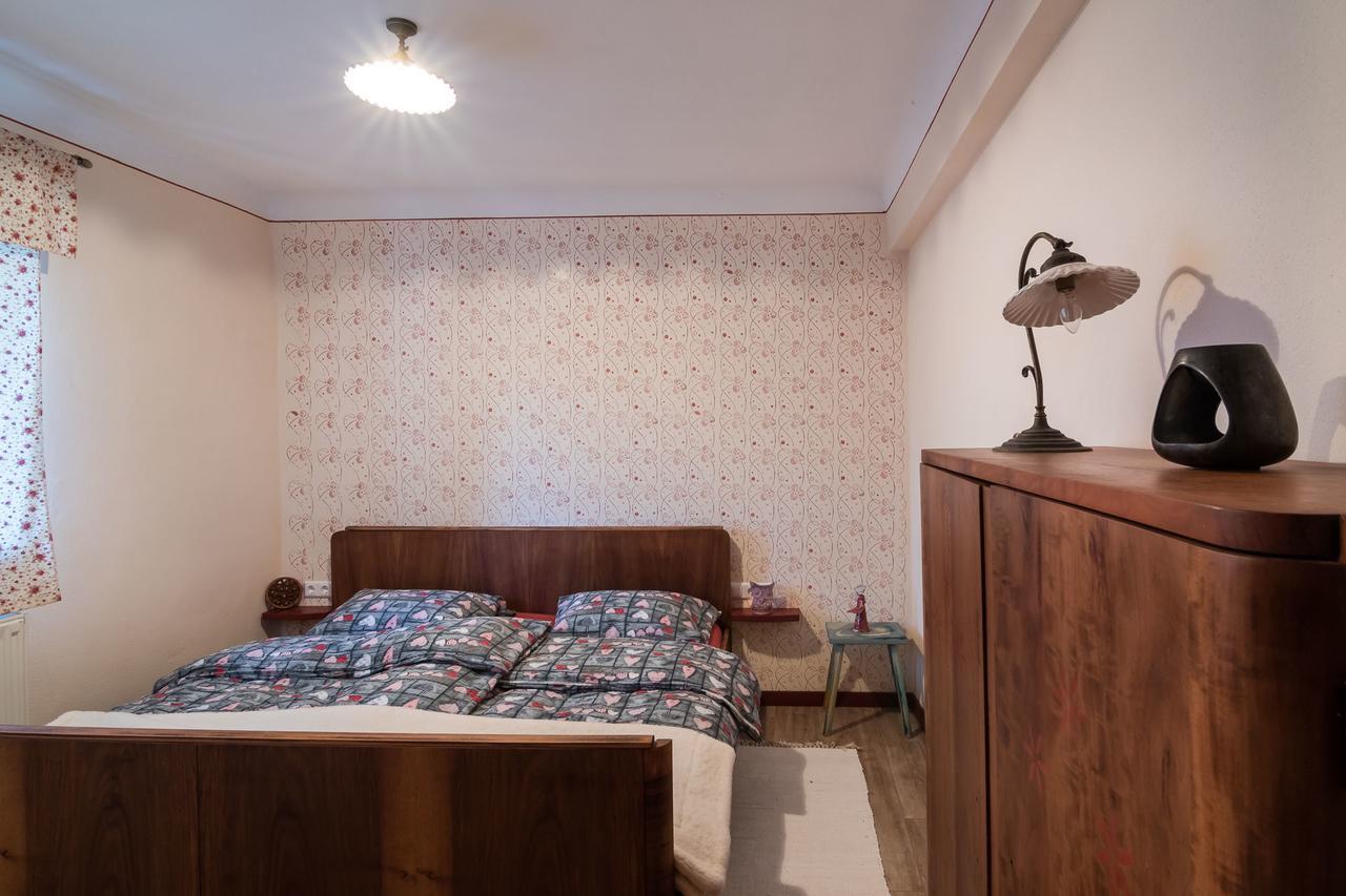 Homestead Farm Tesnak Гореня Вас Экстерьер фото